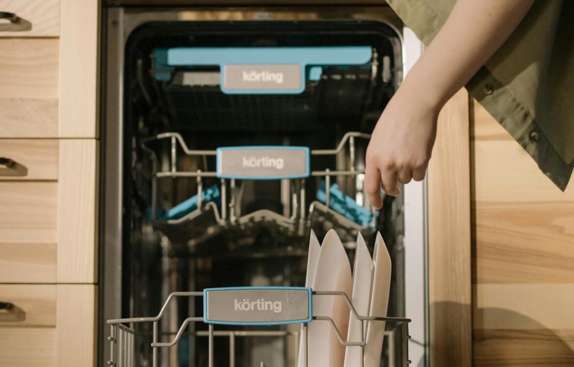 The Best UV Light Dishwashers: Your Ultimate Guide to Hygienic Cleaning