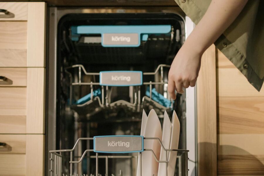 The Best UV Light Dishwashers: Your Ultimate Guide to Hygienic Cleaning